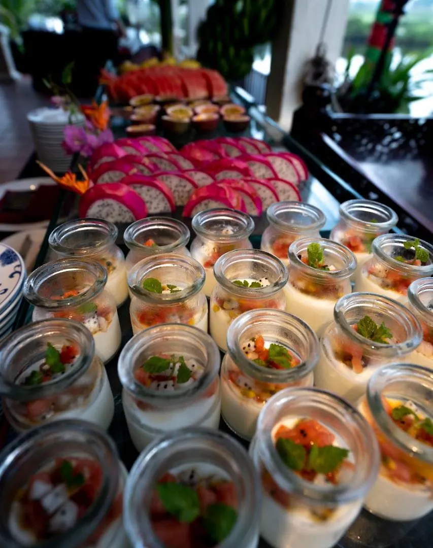 Hoi An Riverside Resort & Spa