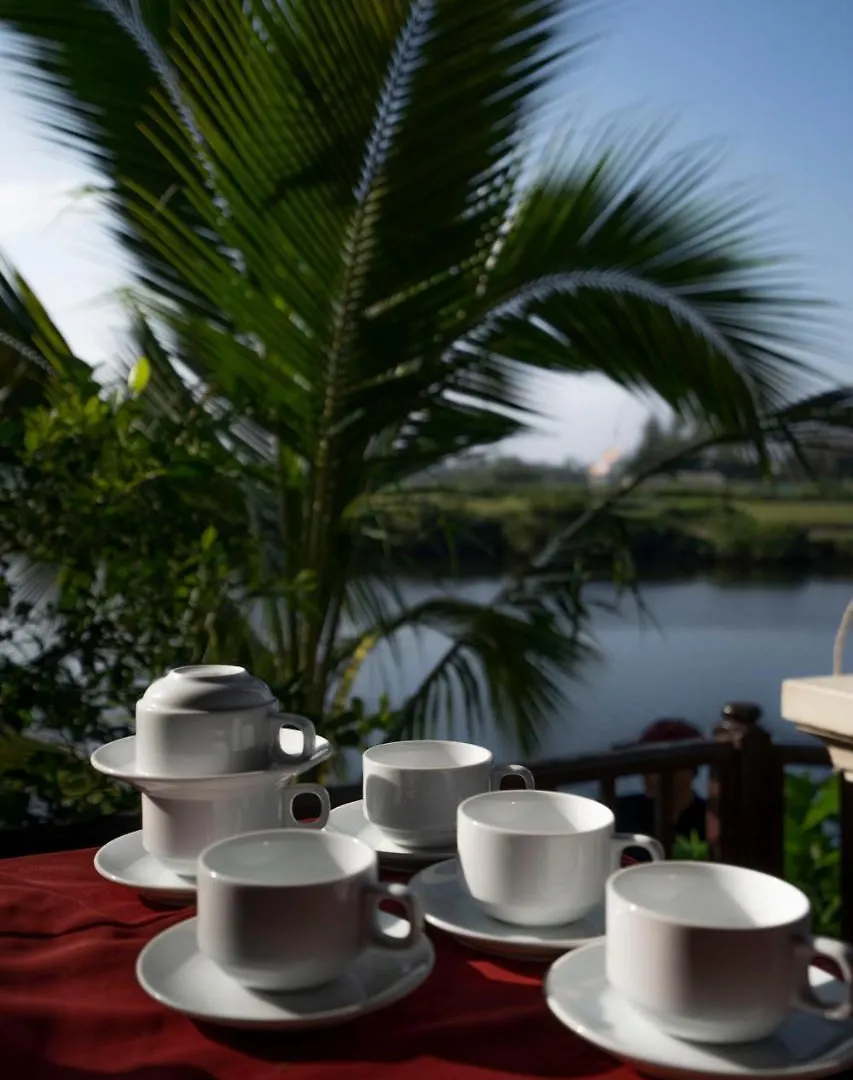 Hoi An Riverside Resort & Spa